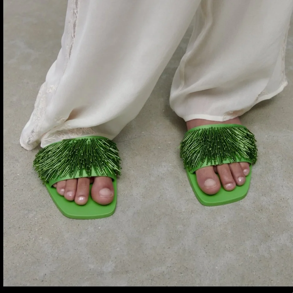 Zara Green Beaded Sandals - Picture 3 of 8